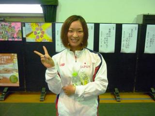 101204_maya.JPG